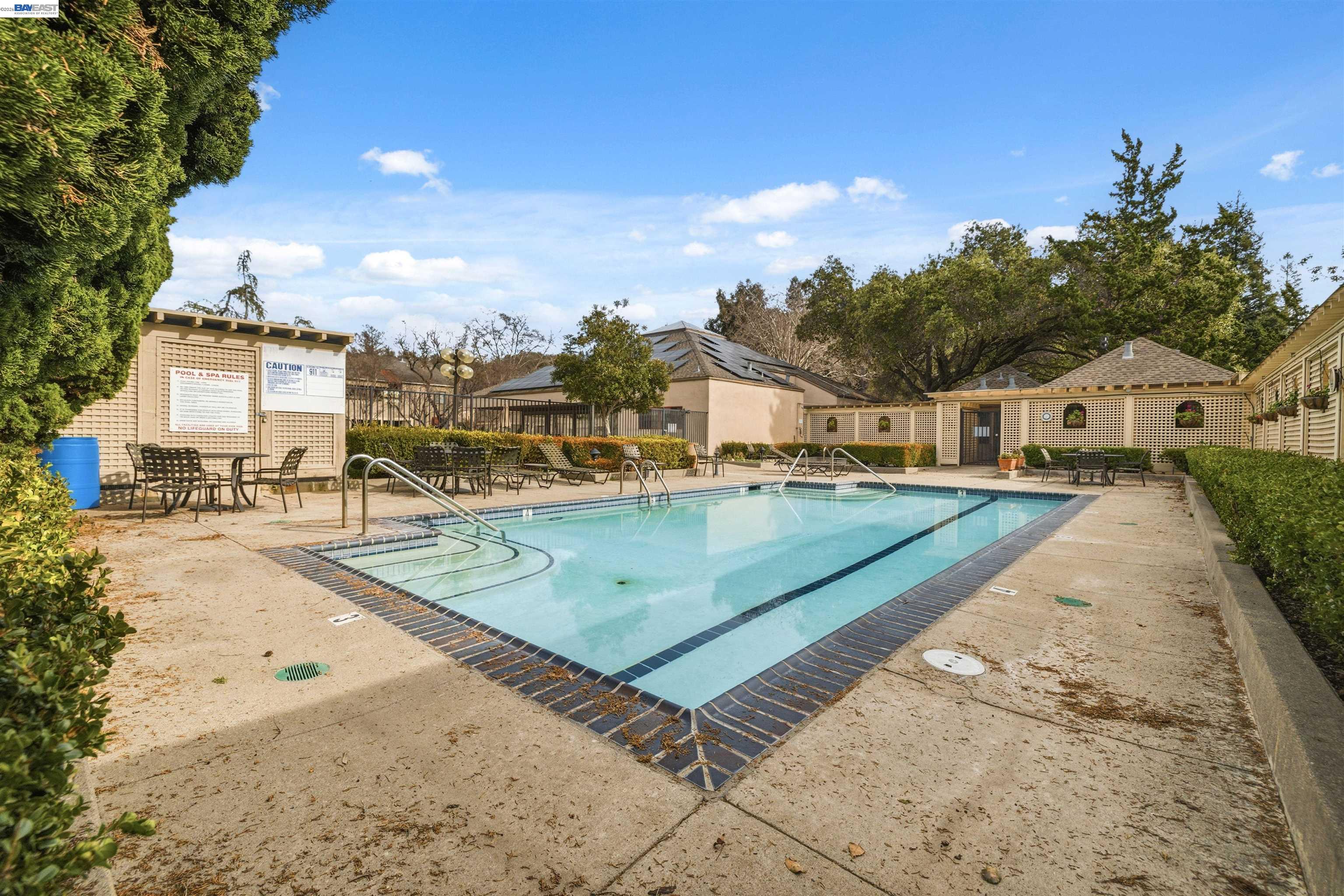 Detail Gallery Image 27 of 60 For 453 Alberto Way #D155,  Los Gatos,  CA 95032 - 3 Beds | 2 Baths