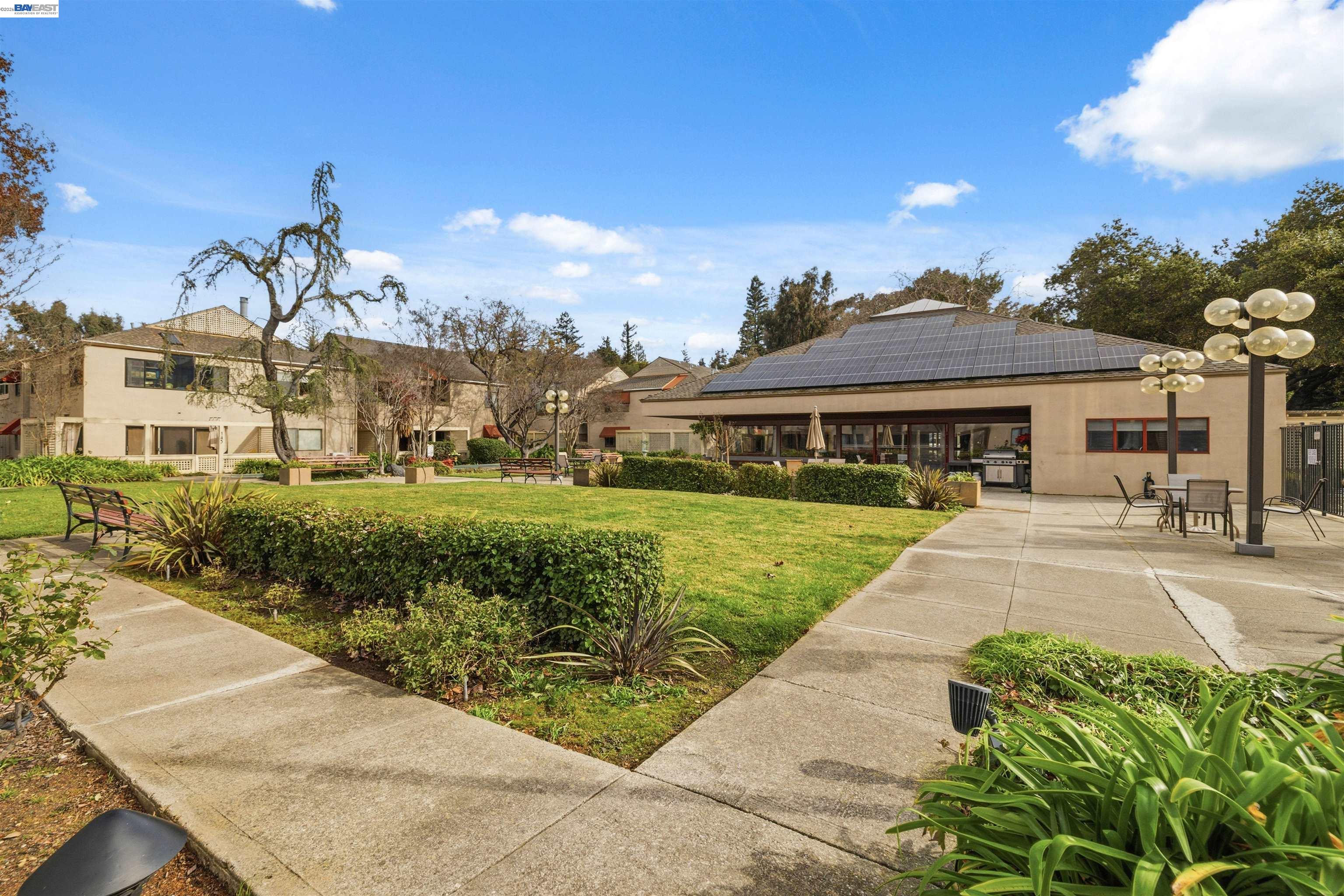 Detail Gallery Image 32 of 60 For 453 Alberto Way #D155,  Los Gatos,  CA 95032 - 3 Beds | 2 Baths