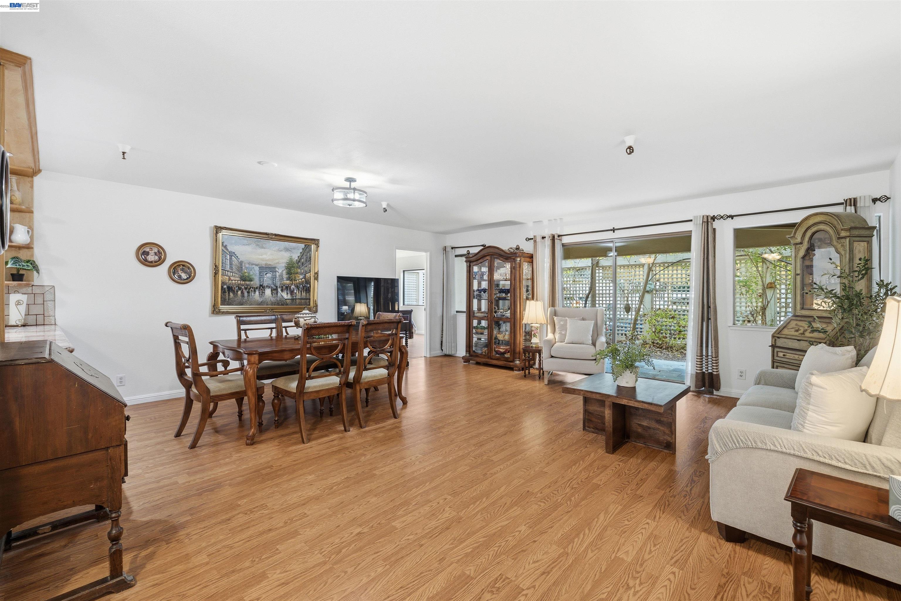 Detail Gallery Image 9 of 60 For 453 Alberto Way #D155,  Los Gatos,  CA 95032 - 3 Beds | 2 Baths