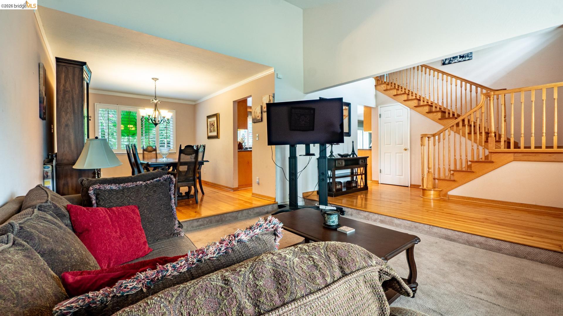 Detail Gallery Image 10 of 34 For 2214 Peyton Ct, Antioch,  CA 94509 - 5 Beds | 2/1 Baths