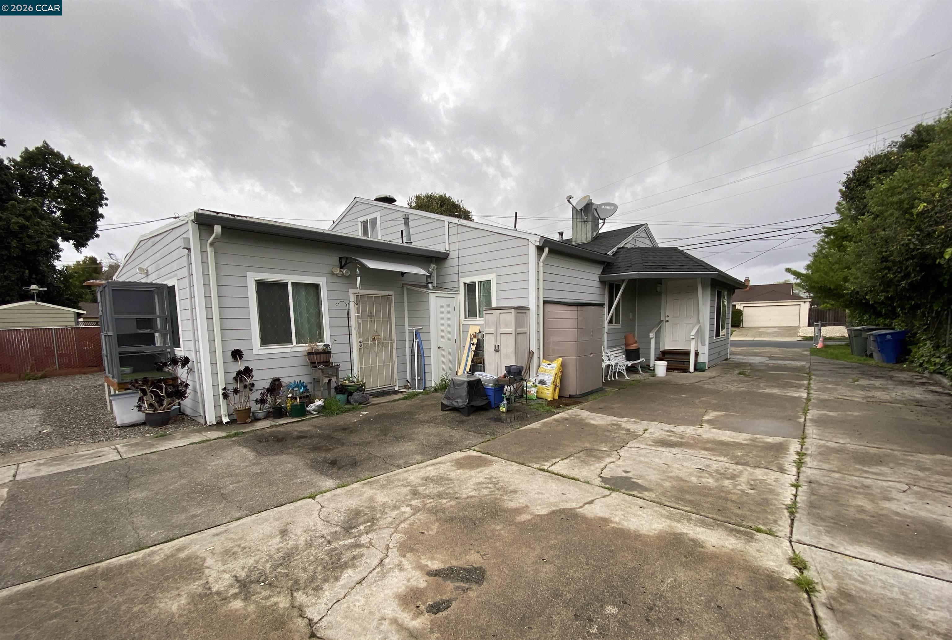 Detail Gallery Image 5 of 7 For 2470 W Avenue 136th, San Leandro,  CA 94577 - 2 Beds | 1 Baths