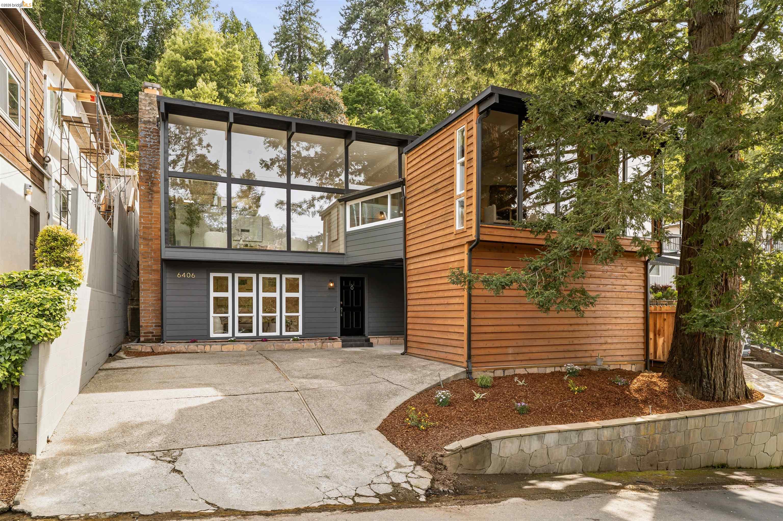 6968 THORNHILL DRIVE, Oakland, CA, 94611