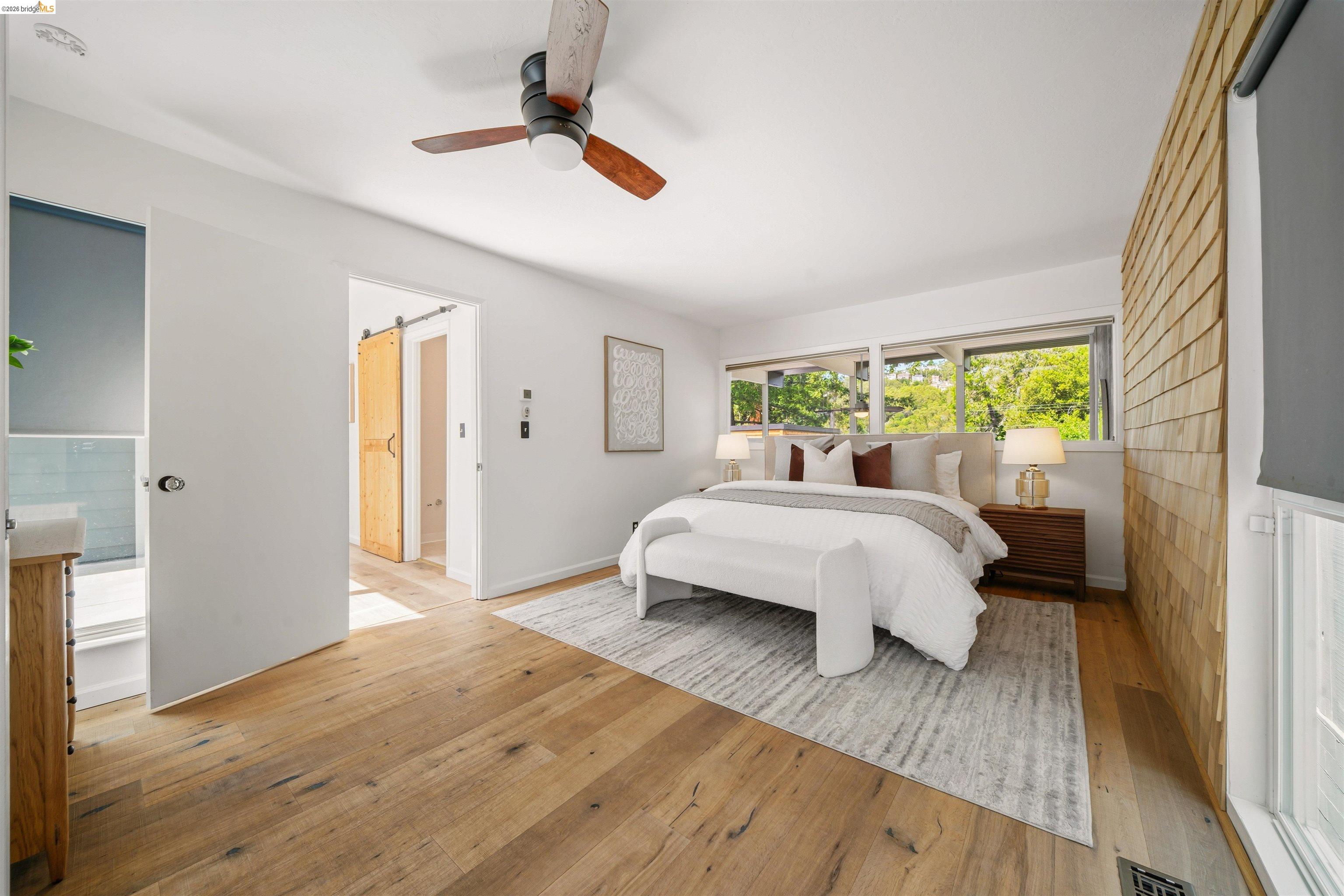 Detail Gallery Image 25 of 39 For 6406 Oakwood Dr, Oakland,  CA 94611 - 4 Beds | 3 Baths