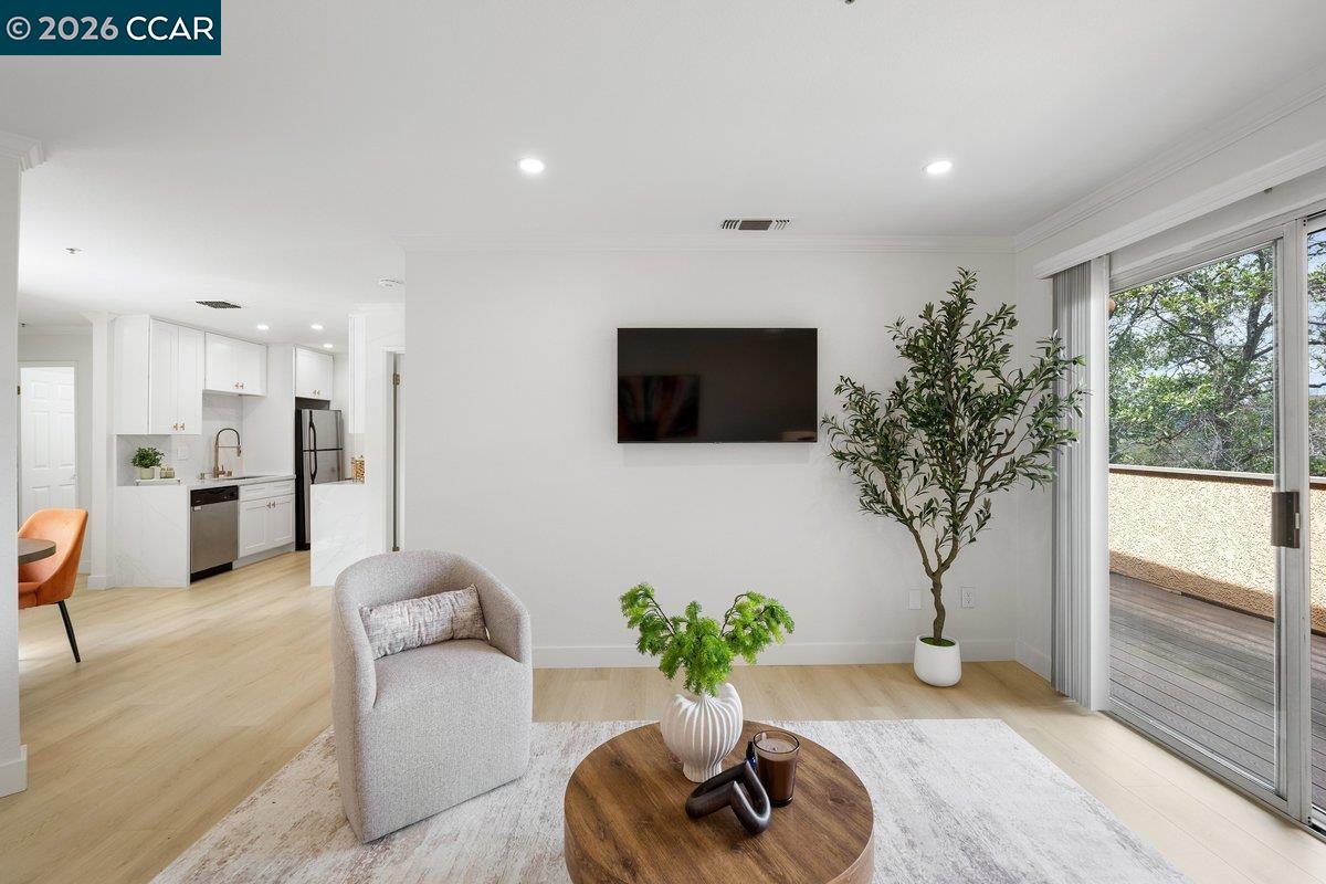 Photo #5: 41131755 Listing: Photo #5