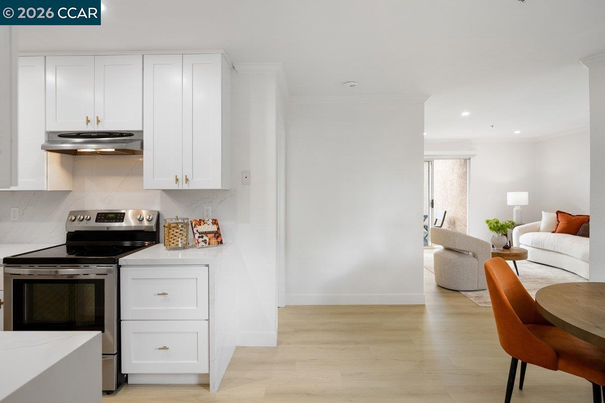 Photo #8: 41131755 Listing: Photo #8