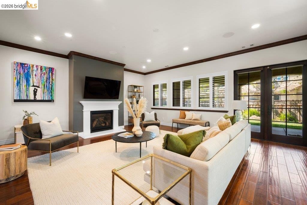 Detail Gallery Image 15 of 72 For 23 Stonebrae Rd, Hayward,  CA 94542 - 4 Beds | 4/1 Baths