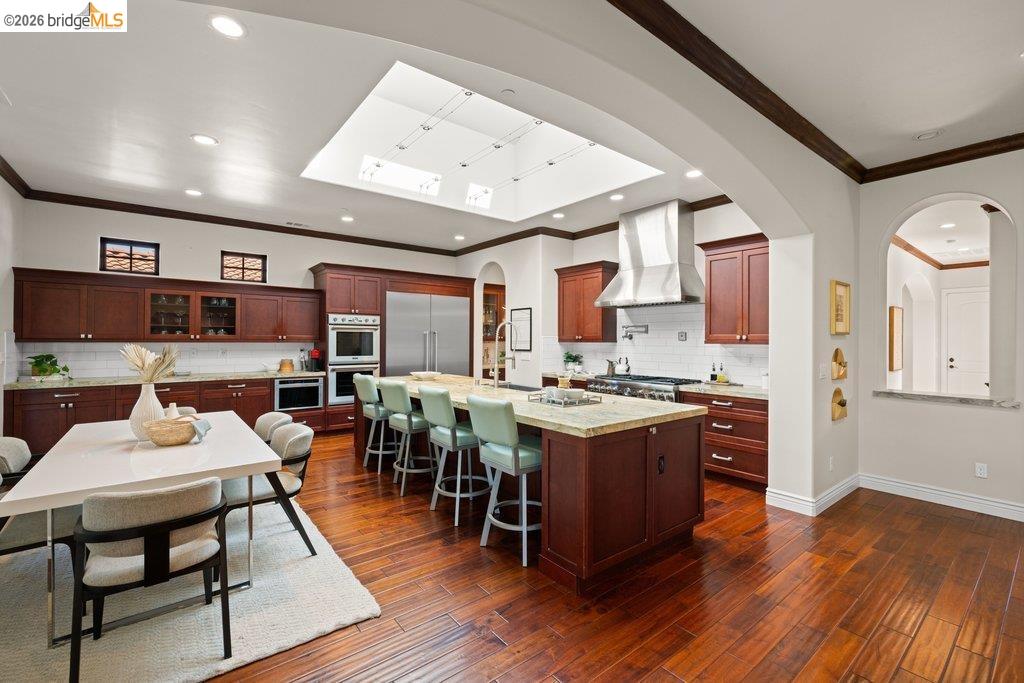 Detail Gallery Image 18 of 72 For 23 Stonebrae Rd, Hayward,  CA 94542 - 4 Beds | 4/1 Baths