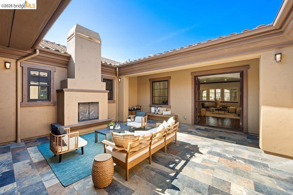 Detail Gallery Image 3 of 72 For 23 Stonebrae Rd, Hayward,  CA 94542 - 4 Beds | 4/1 Baths