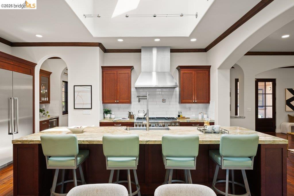 Detail Gallery Image 22 of 72 For 23 Stonebrae Rd, Hayward,  CA 94542 - 4 Beds | 4/1 Baths