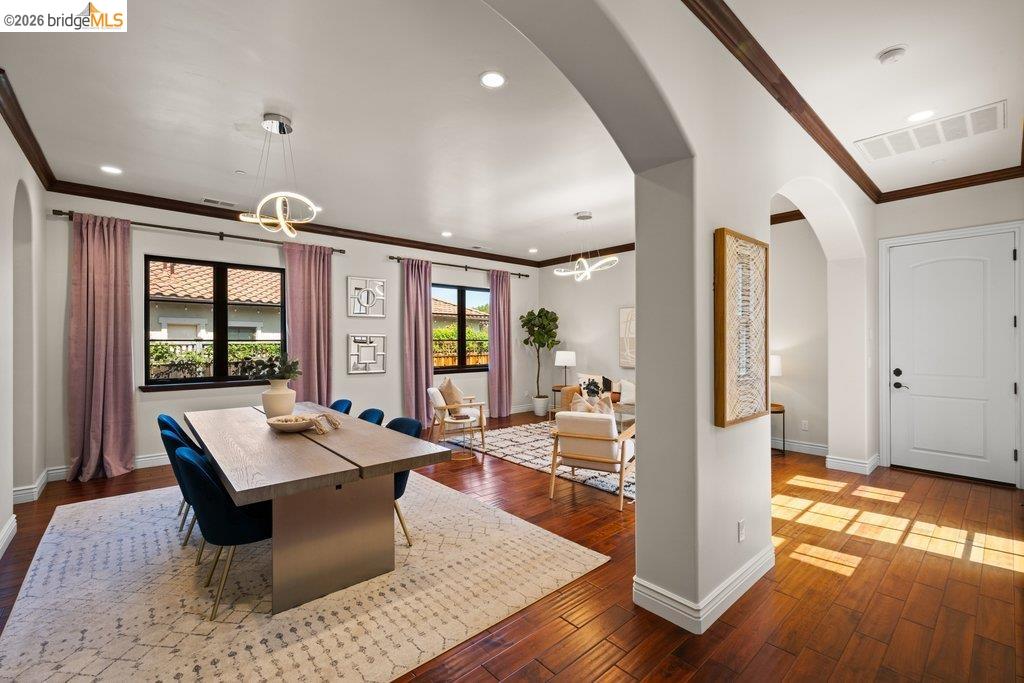 Detail Gallery Image 33 of 72 For 23 Stonebrae Rd, Hayward,  CA 94542 - 4 Beds | 4/1 Baths