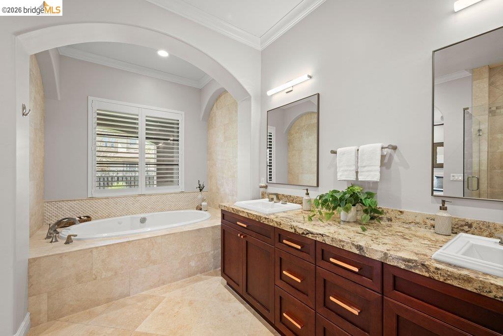 Detail Gallery Image 48 of 72 For 23 Stonebrae Rd, Hayward,  CA 94542 - 4 Beds | 4/1 Baths