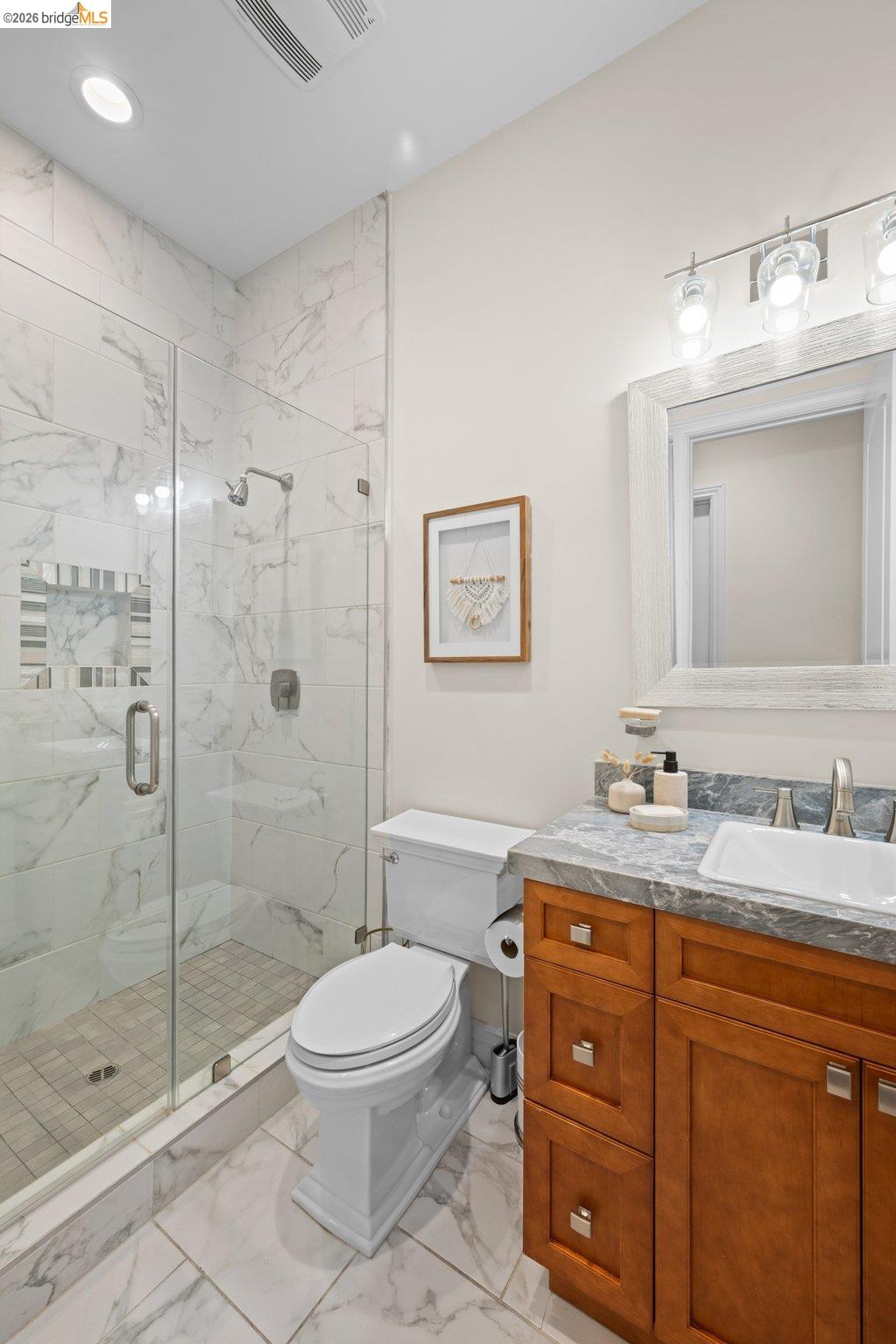 Detail Gallery Image 53 of 72 For 23 Stonebrae Rd, Hayward,  CA 94542 - 4 Beds | 4/1 Baths