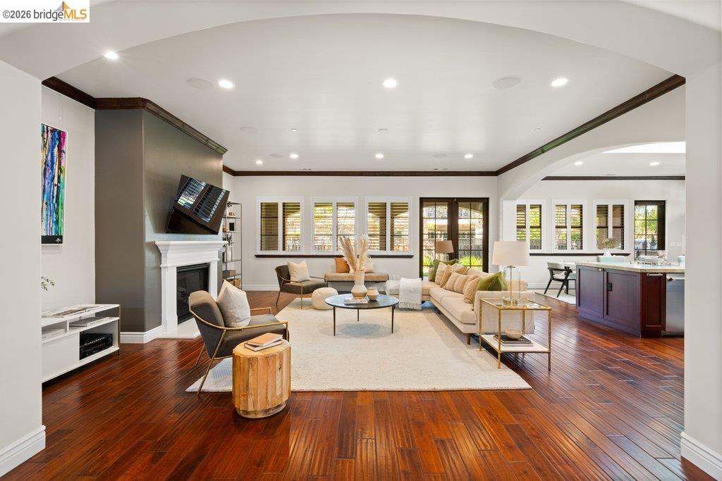 Detail Gallery Image 7 of 72 For 23 Stonebrae Rd, Hayward,  CA 94542 - 4 Beds | 4/1 Baths