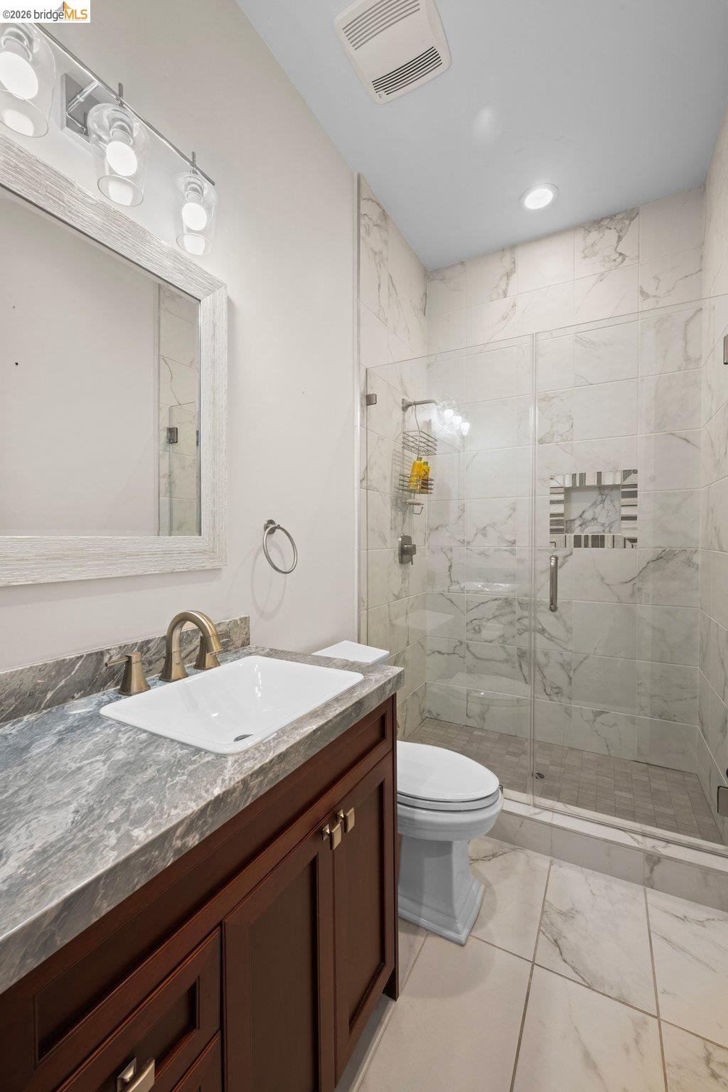 Detail Gallery Image 62 of 72 For 23 Stonebrae Rd, Hayward,  CA 94542 - 4 Beds | 4/1 Baths