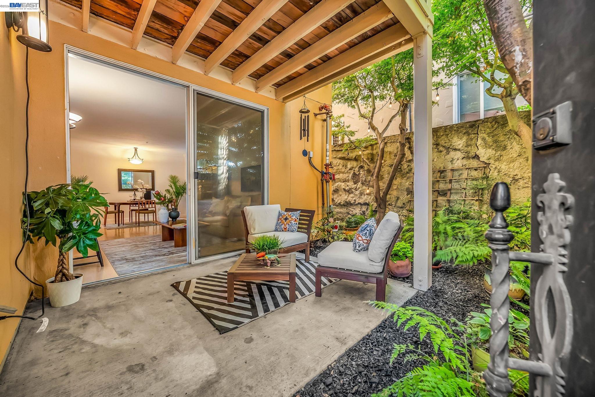 Front Image Thumbnail for BE41131765