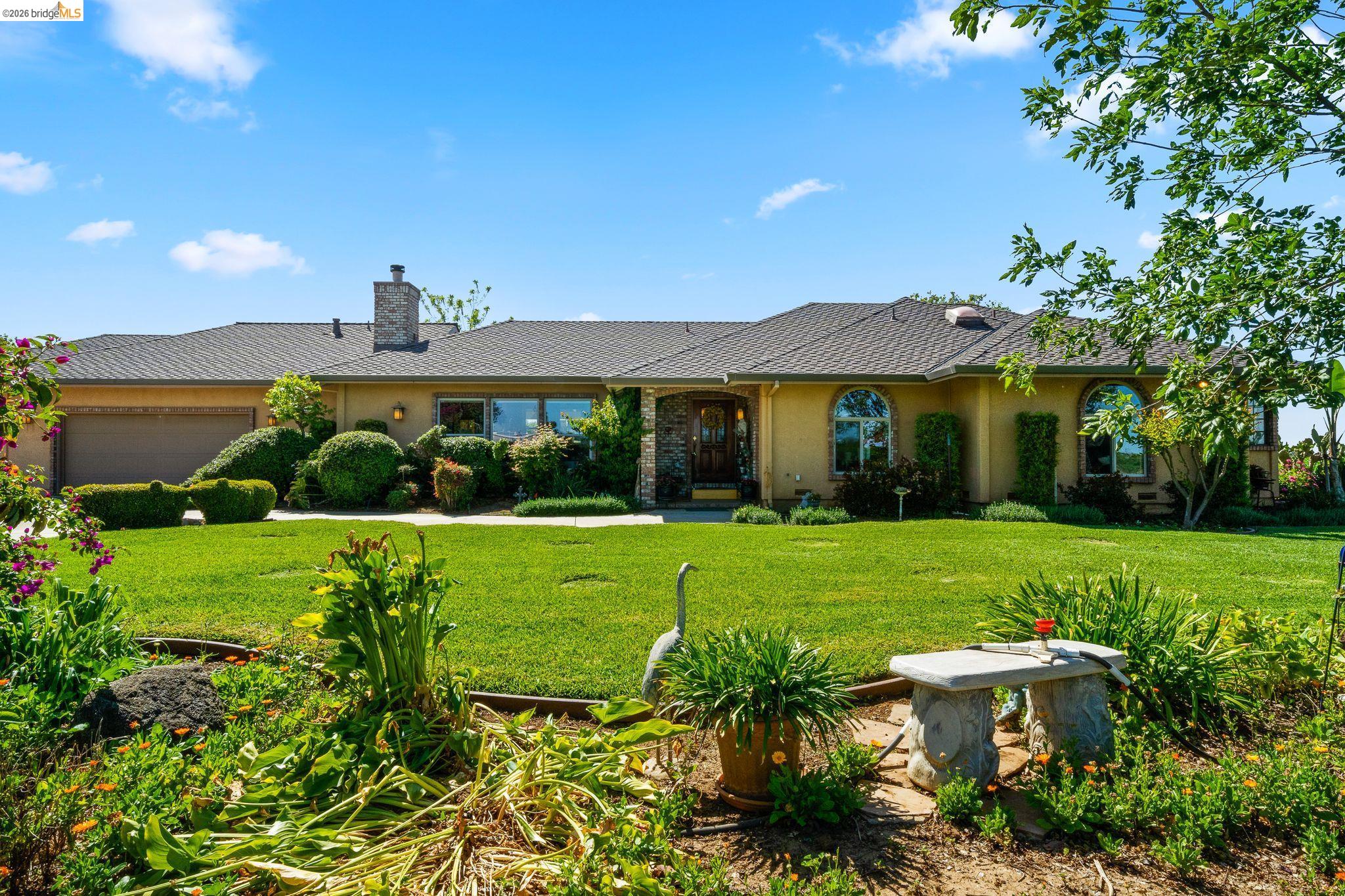 Front Image Thumbnail for EB41131771