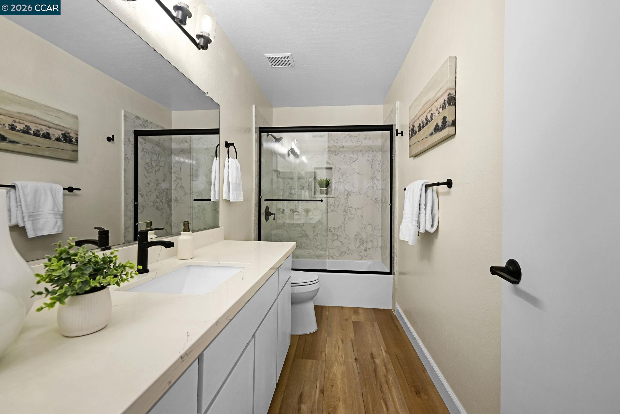 Photo #12: 41131777 Listing: Photo #12