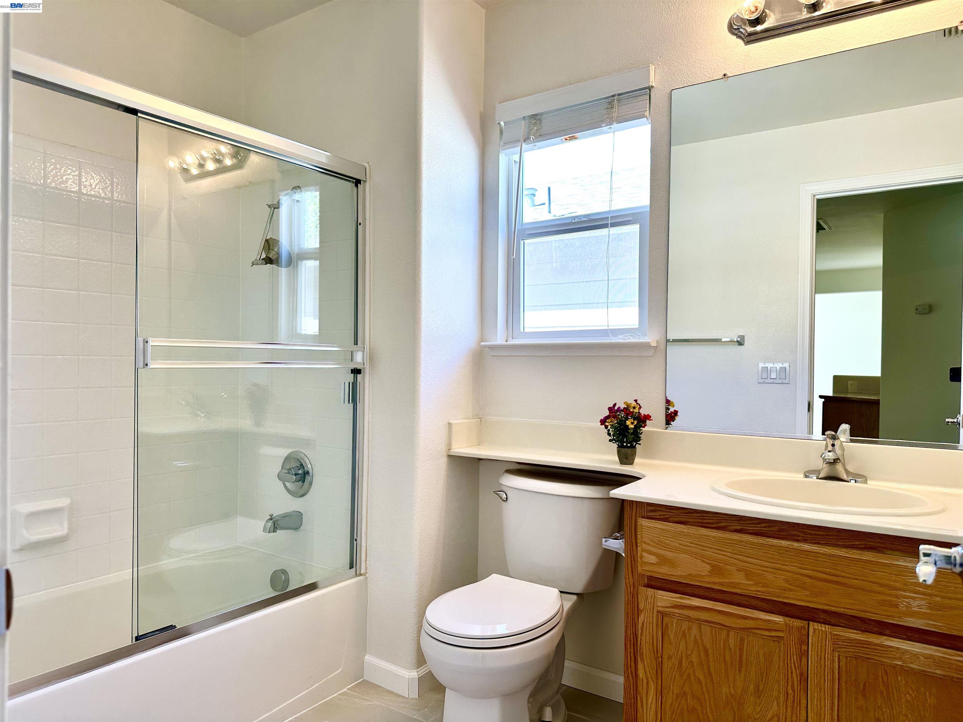 Detail Gallery Image 22 of 30 For 1555 Lankershire Dr, Tracy,  CA 95377 - 3 Beds | 2/1 Baths