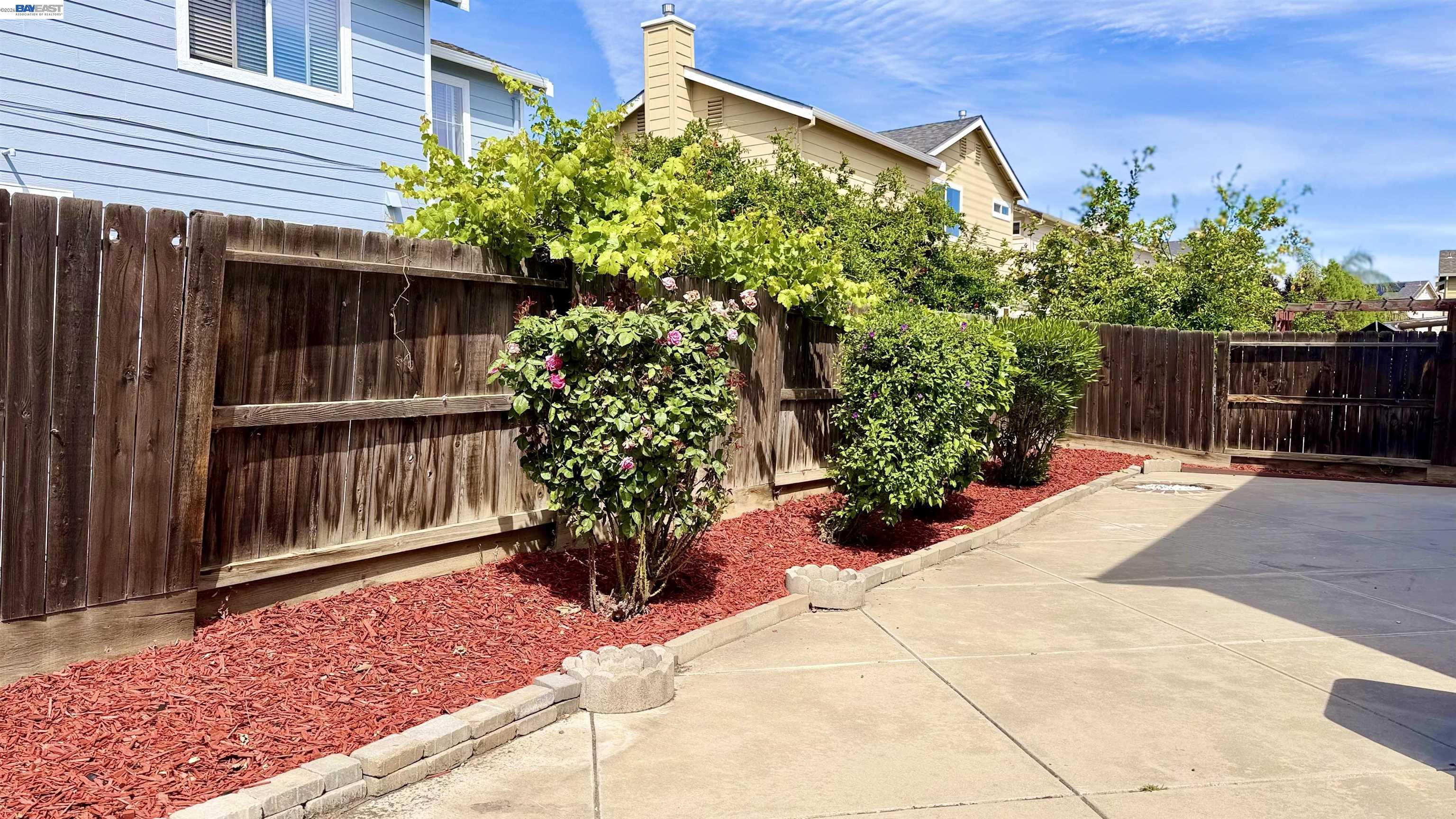 Detail Gallery Image 28 of 30 For 1555 Lankershire Dr, Tracy,  CA 95377 - 3 Beds | 2/1 Baths