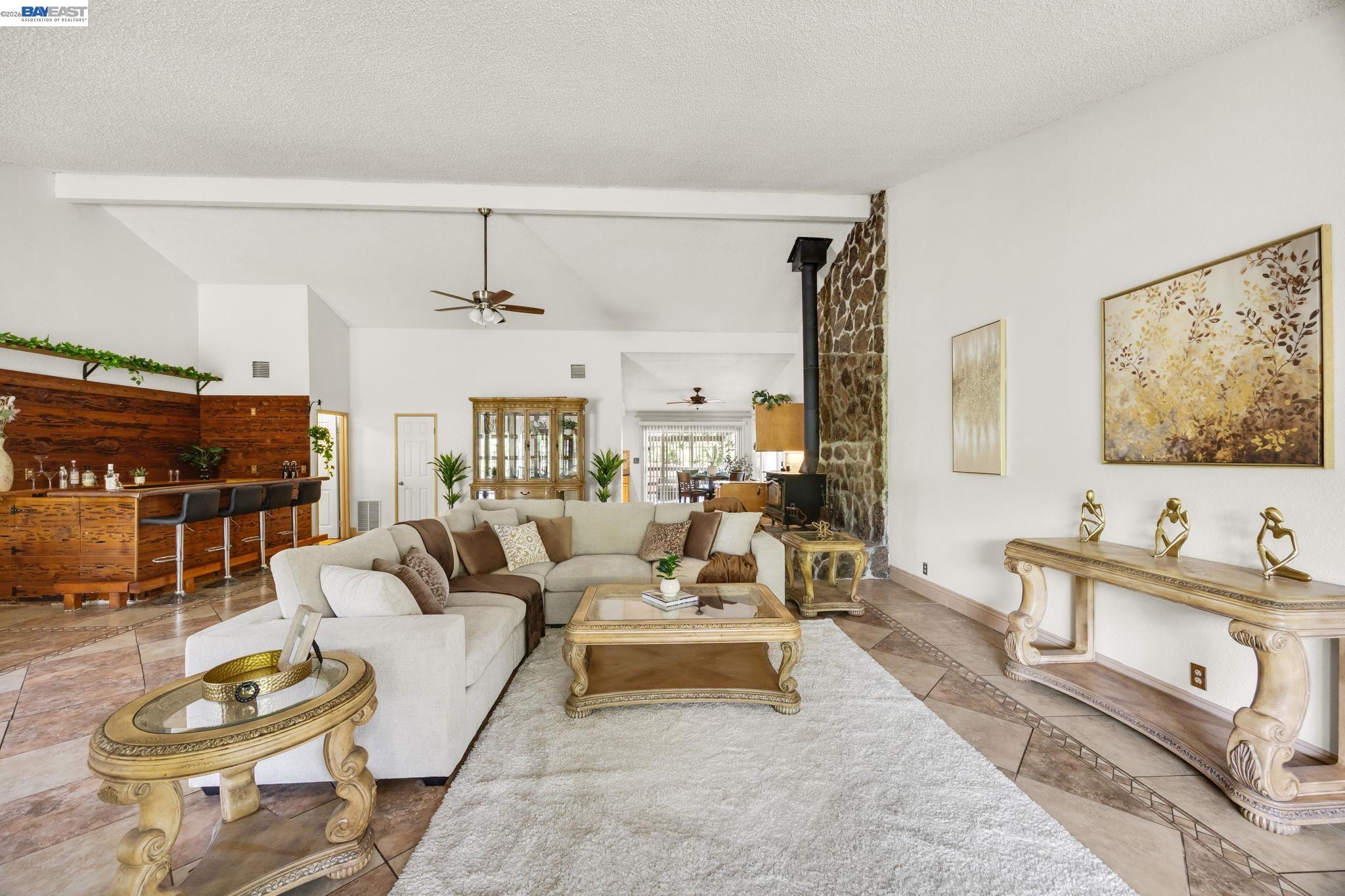 2857 Randall Way, Hayward CA 94541 — photo 2