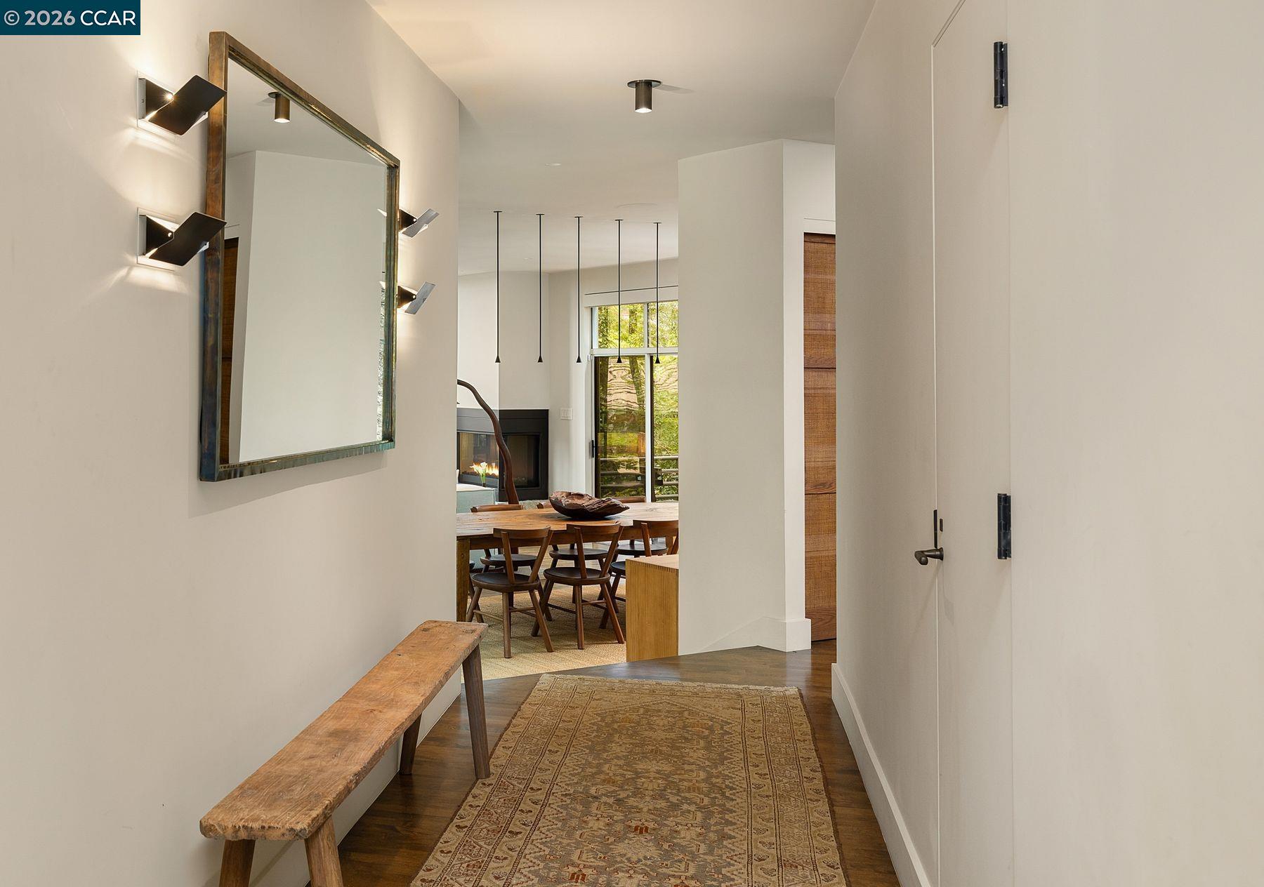 Detail Gallery Image 4 of 38 For 6 Dorothy Pl, Berkeley,  CA 94705 - 3 Beds | 2/1 Baths