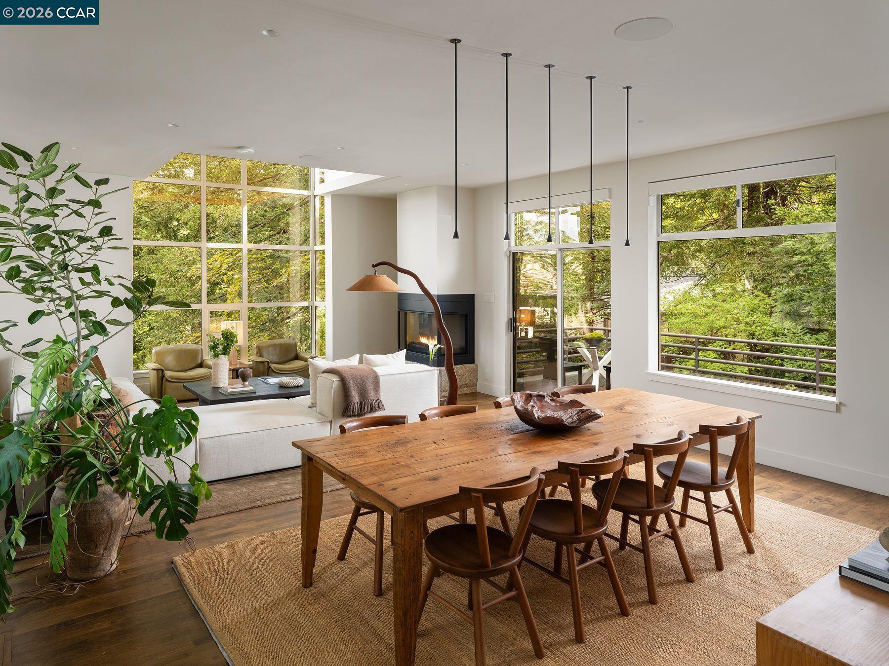 Detail Gallery Image 5 of 38 For 6 Dorothy Pl, Berkeley,  CA 94705 - 3 Beds | 2/1 Baths