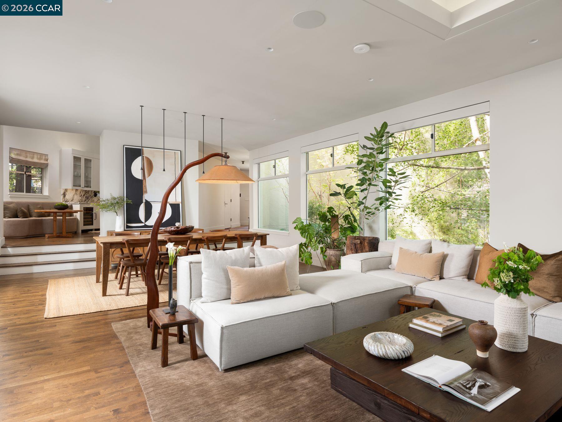 Detail Gallery Image 8 of 38 For 6 Dorothy Pl, Berkeley,  CA 94705 - 3 Beds | 2/1 Baths