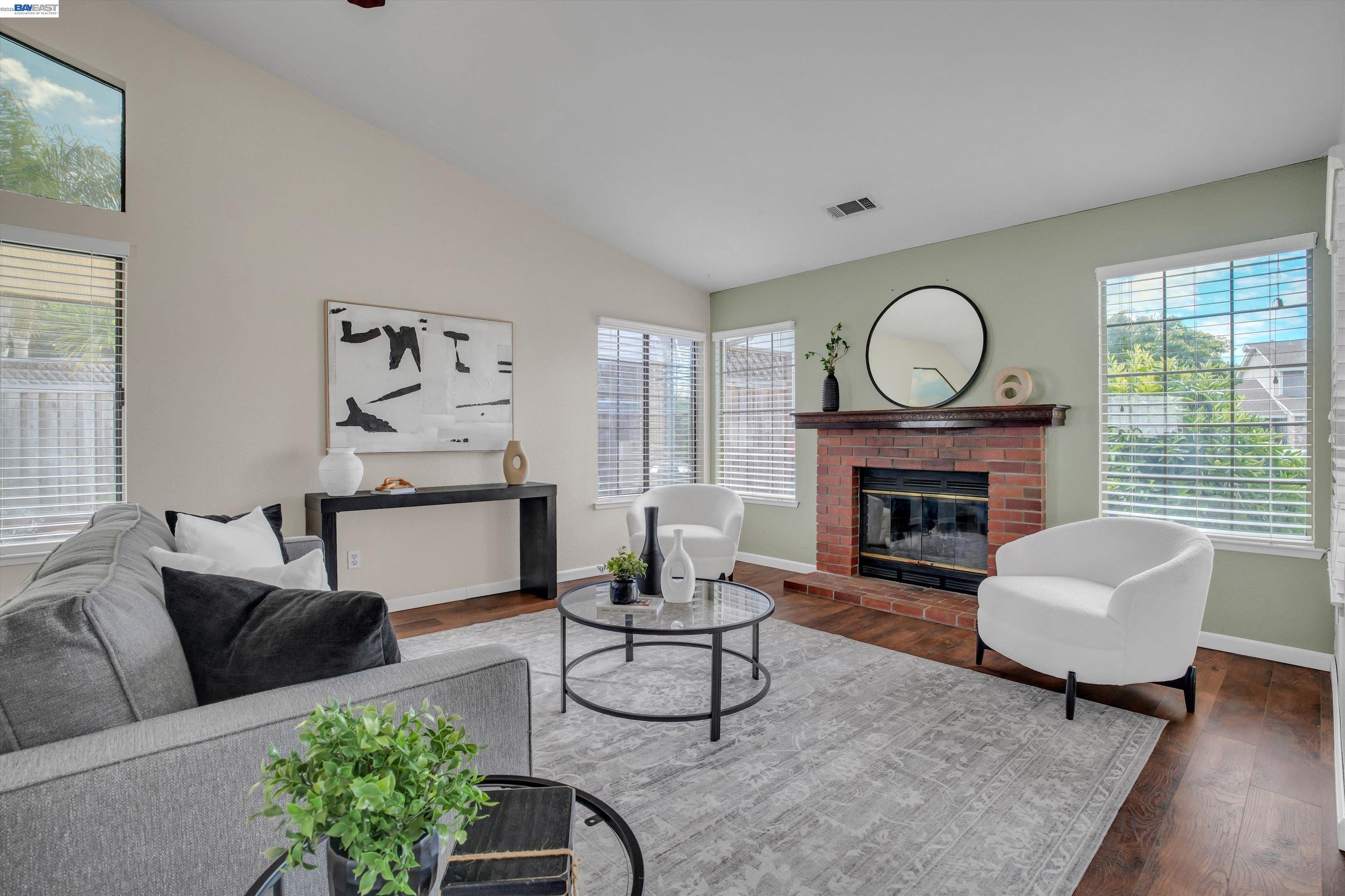 Detail Gallery Image 3 of 36 For 1529 Denese Ct, Manteca,  CA 95337 - 4 Beds | 2/1 Baths