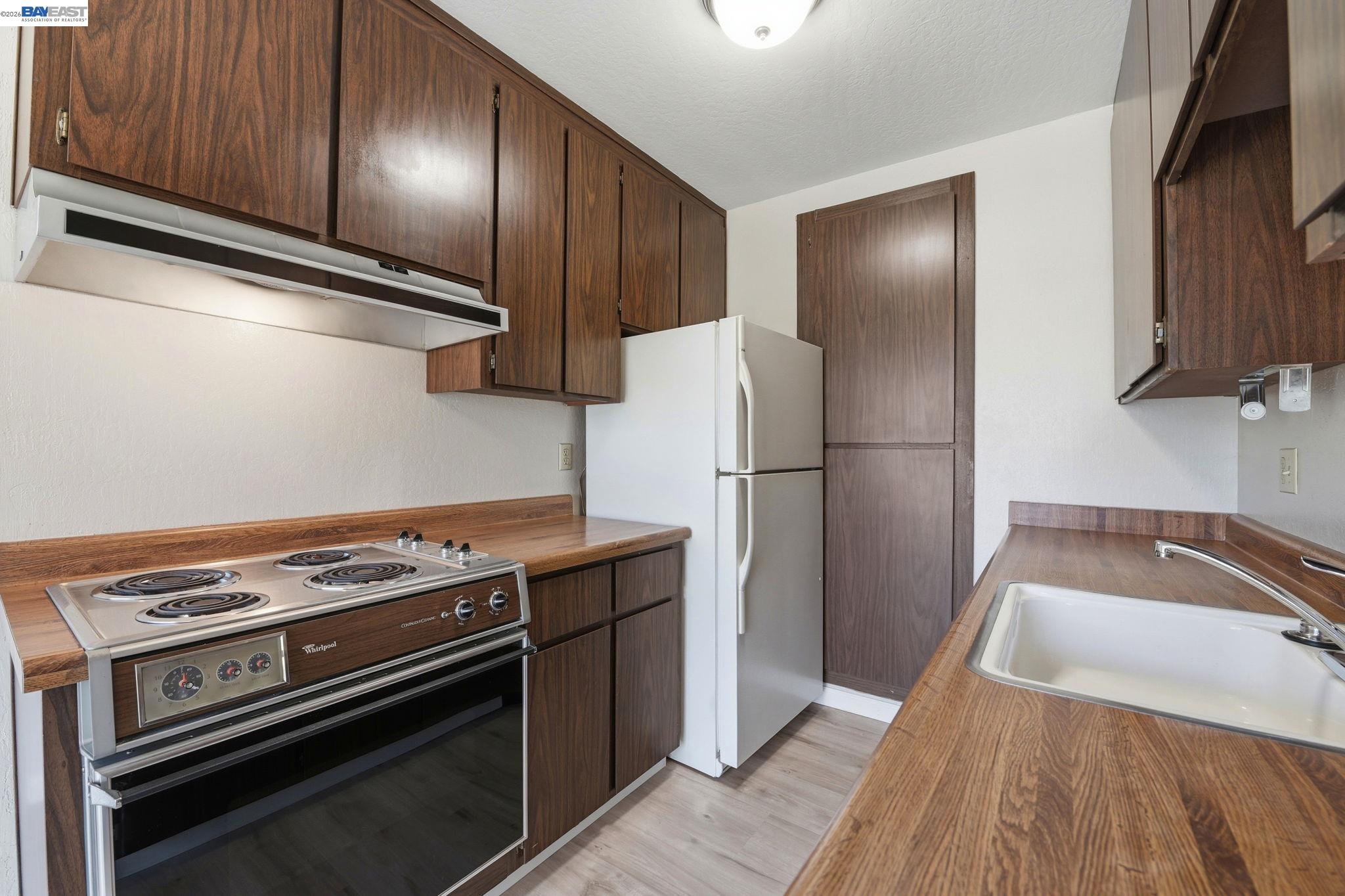 Photo #11: 41131799 Listing: Photo #11