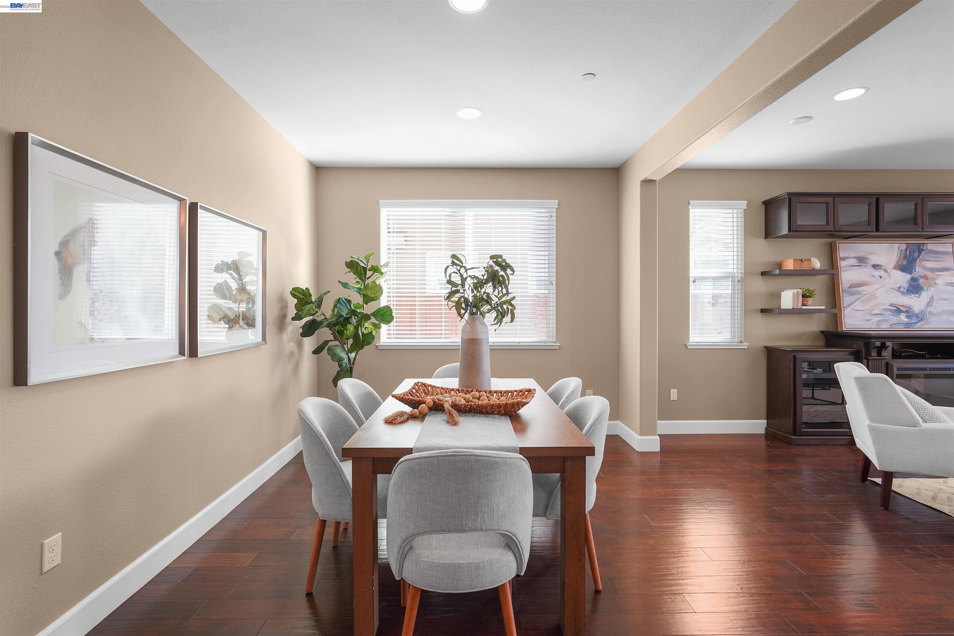 Detail Gallery Image 9 of 45 For 2417 Stalsburg Dr, Tracy,  CA 95376 - 4 Beds | 3 Baths