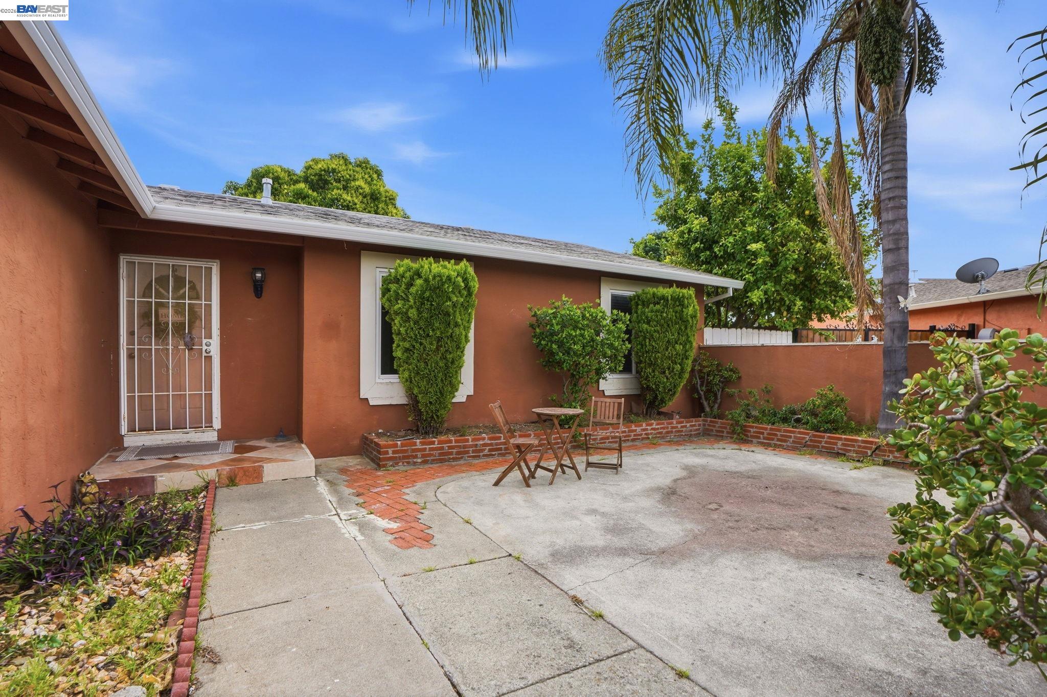 Detail Gallery Image 3 of 33 For 2705 Adobe Ct, Antioch,  CA 94509 - 4 Beds | 2 Baths