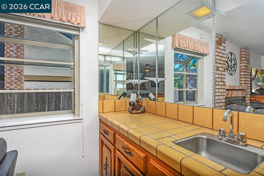 Detail Gallery Image 12 of 37 For 2822 Harris, Antioch,  CA 94509 - 4 Beds | 2/1 Baths