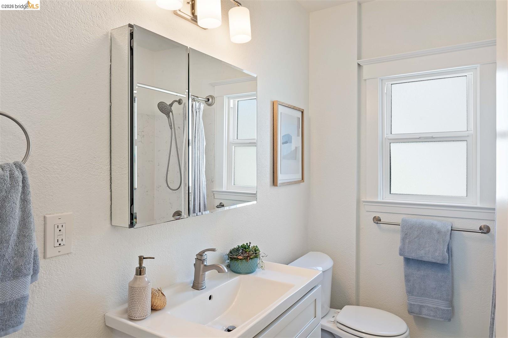 2707 Logan St, Oakland, CA, 94601