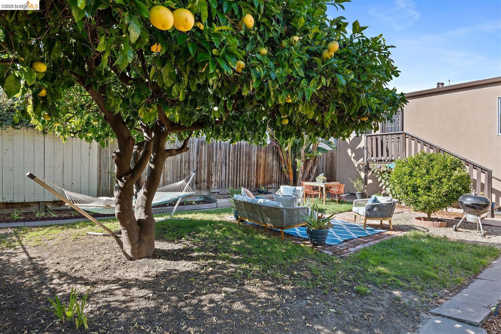 2707 Logan St, Oakland, CA, 94601