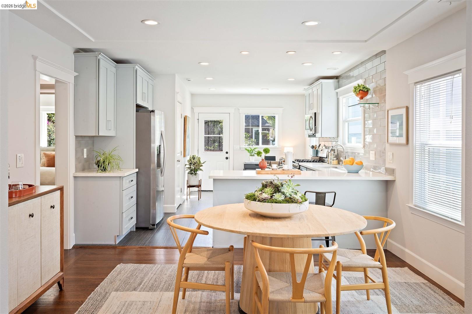 2707 Logan St, Oakland, CA, 94601