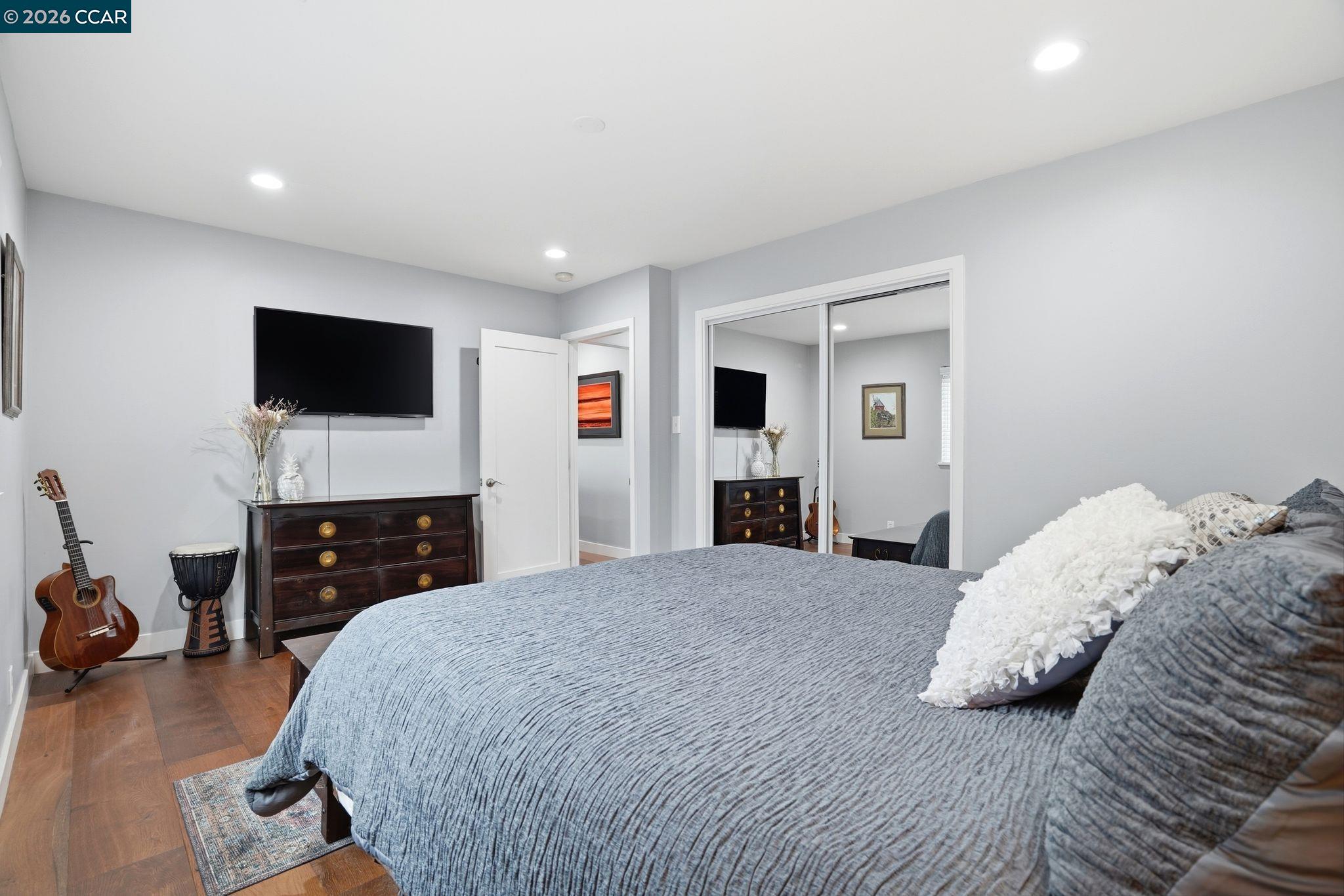 Detail Gallery Image 15 of 30 For 136 Pacific Ave, Pacifica,  CA 94044 - 3 Beds | 2 Baths