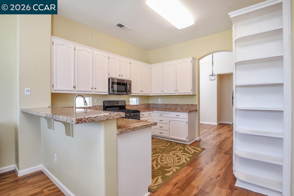 1572 Rubidoux Ln, Brentwood CA 94513 — photo 8