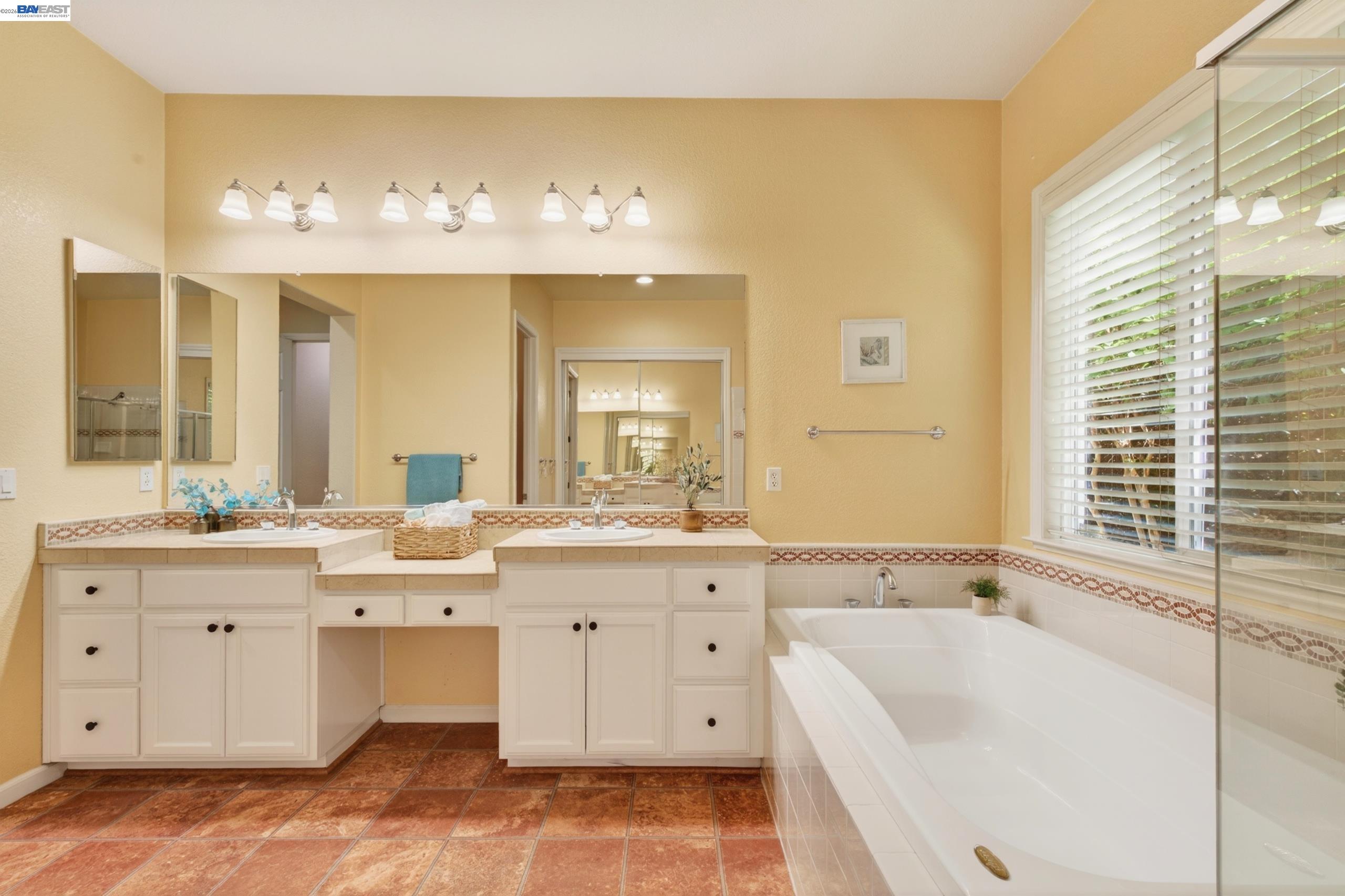 Detail Gallery Image 43 of 78 For 5113 Pray Court, Antioch,  CA 94531 - 4 Beds | 3 Baths