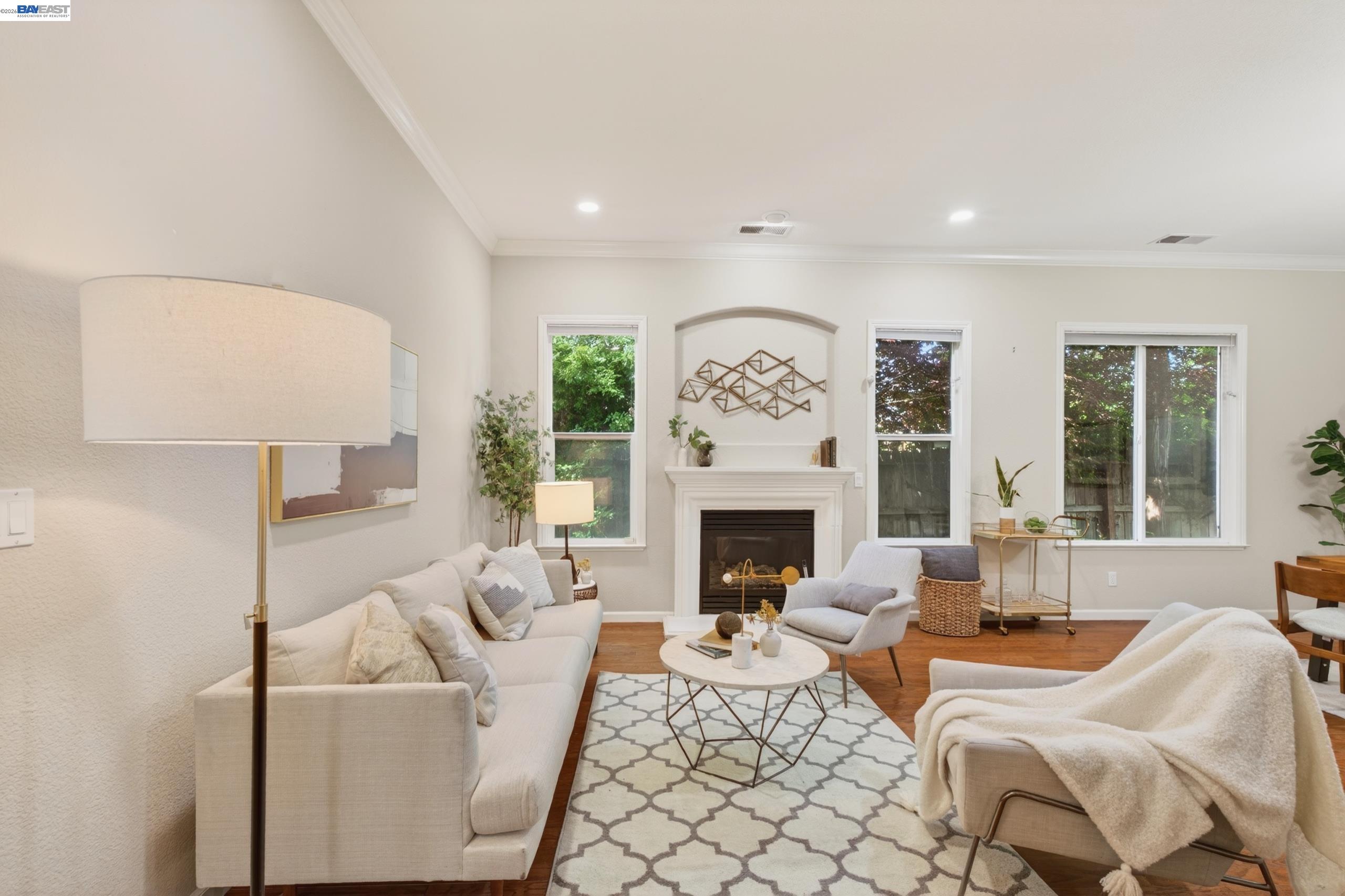 Detail Gallery Image 7 of 78 For 5113 Pray Court, Antioch,  CA 94531 - 4 Beds | 3 Baths