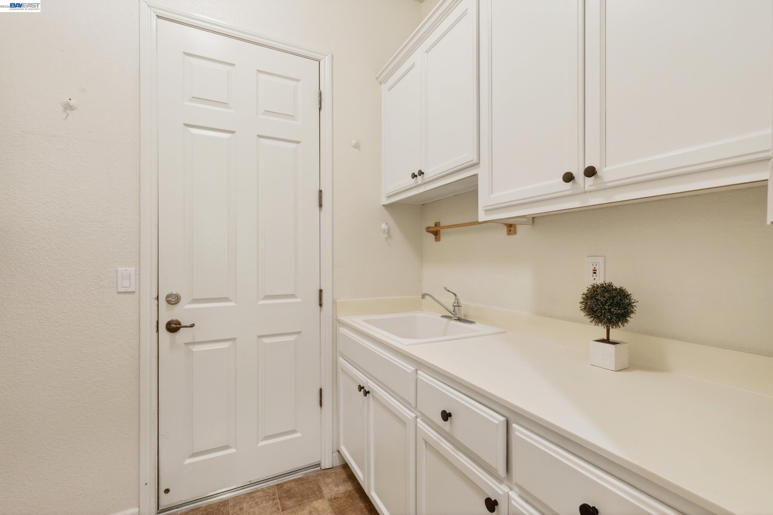 Detail Gallery Image 64 of 78 For 5113 Pray Court, Antioch,  CA 94531 - 4 Beds | 3 Baths