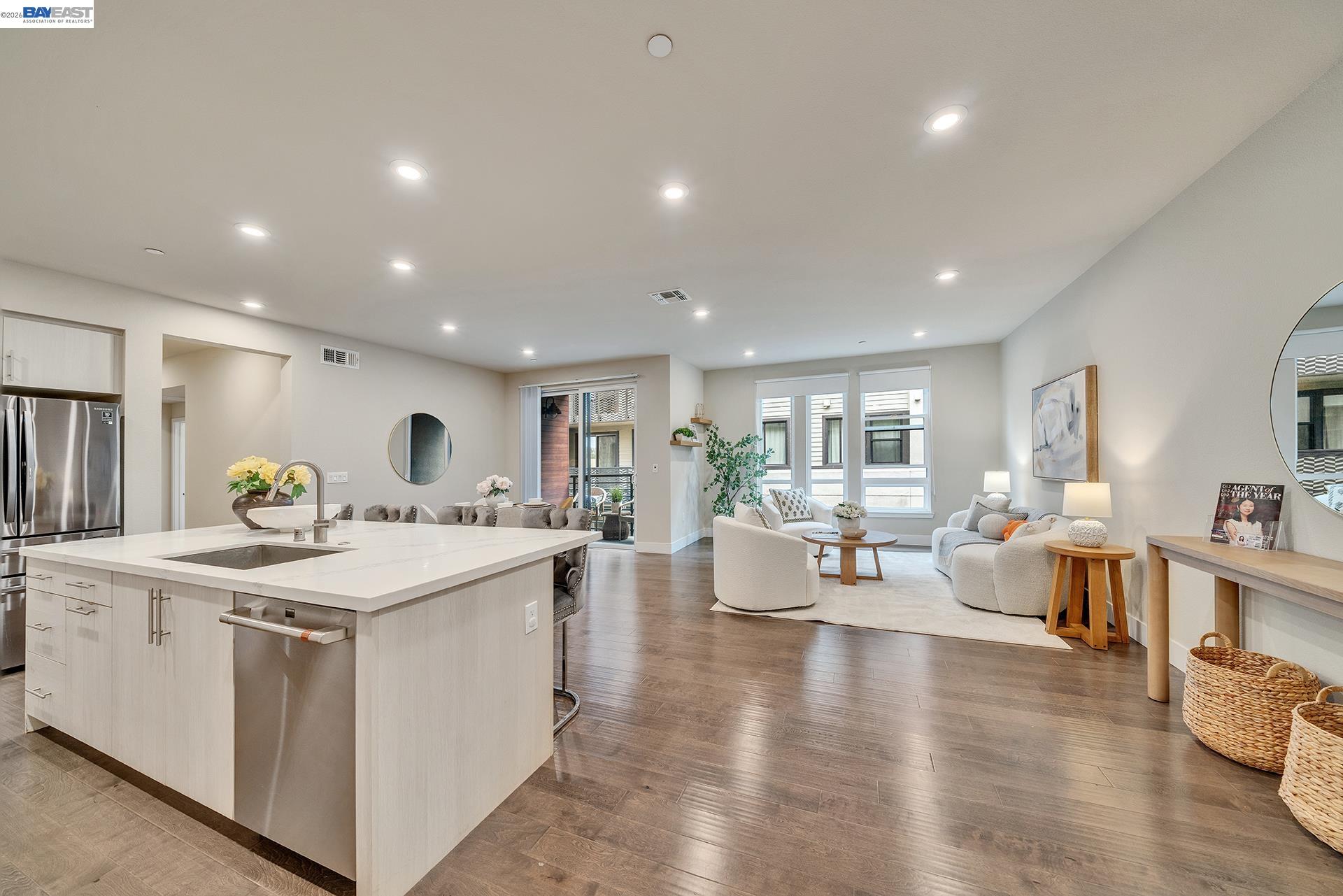 Photo #1: 41131849 Listing: Photo #1