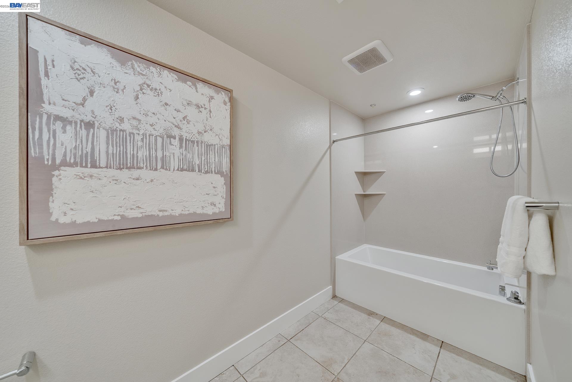 Photo #30: 41131849 Listing: Photo #30