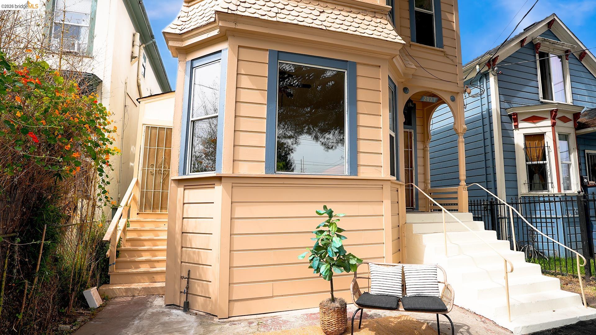 2025-2027 Curtis, Oakland, CA, 94607