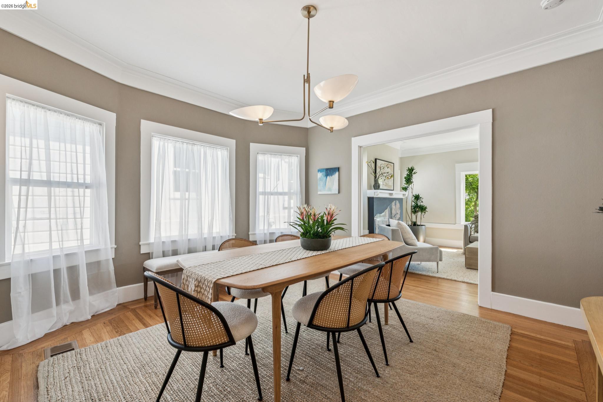 Detail Gallery Image 12 of 41 For 1233 Carleton St, Berkeley,  CA 94702 - 2 Beds | 1 Baths