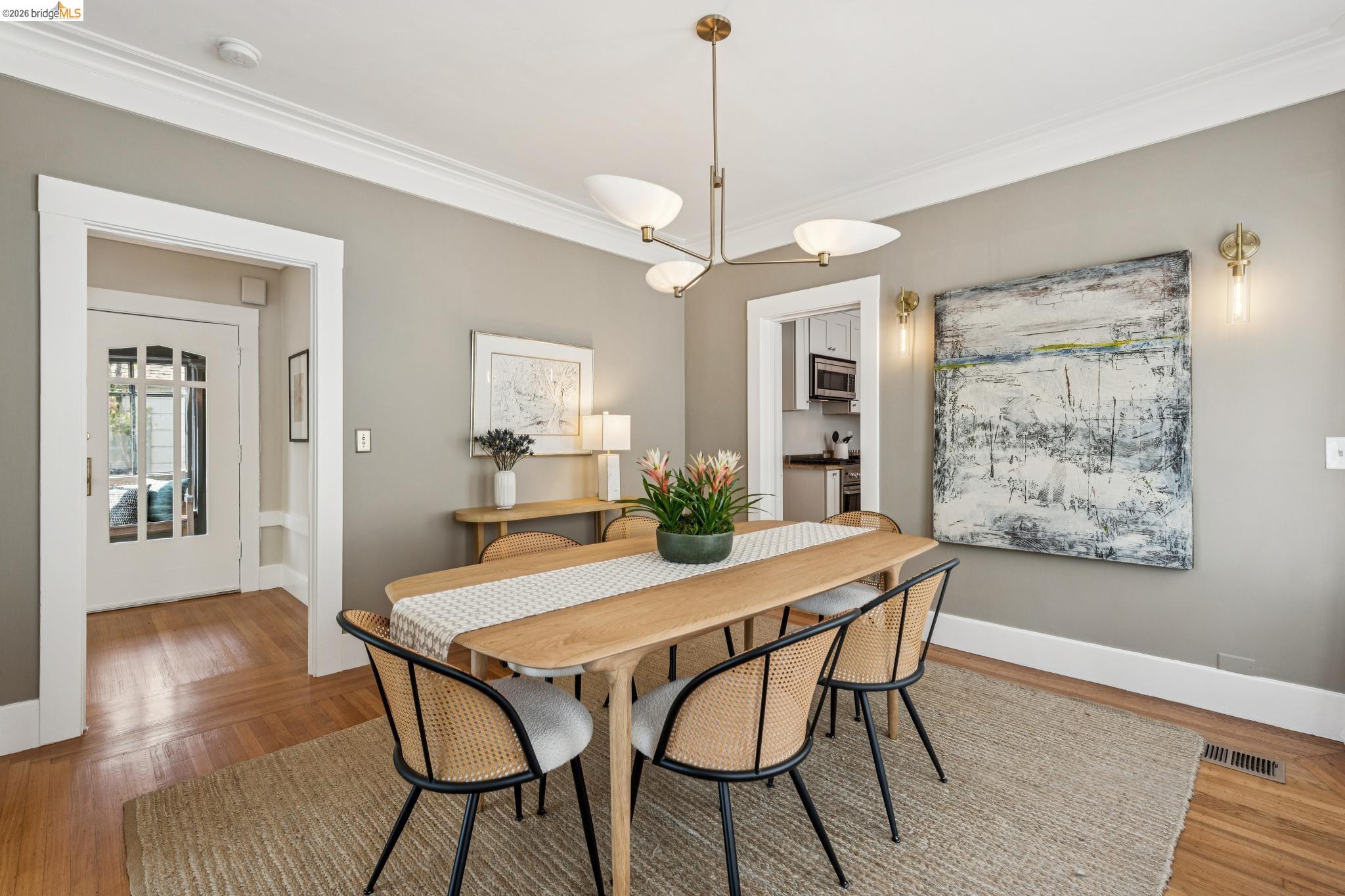 Detail Gallery Image 14 of 41 For 1233 Carleton St, Berkeley,  CA 94702 - 2 Beds | 1 Baths