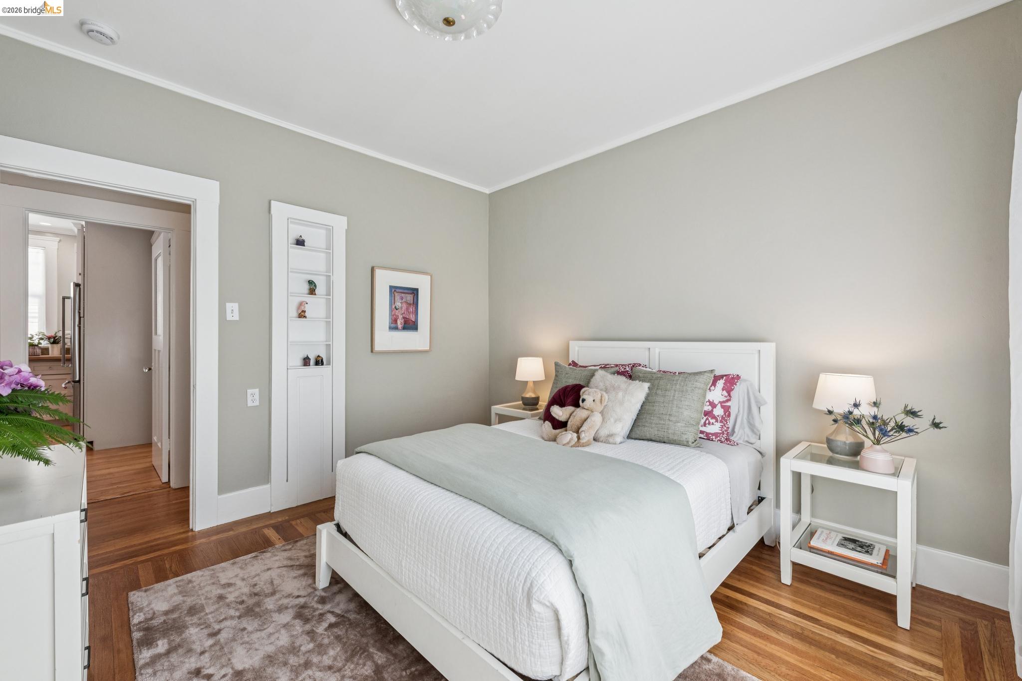 Detail Gallery Image 20 of 41 For 1233 Carleton St, Berkeley,  CA 94702 - 2 Beds | 1 Baths