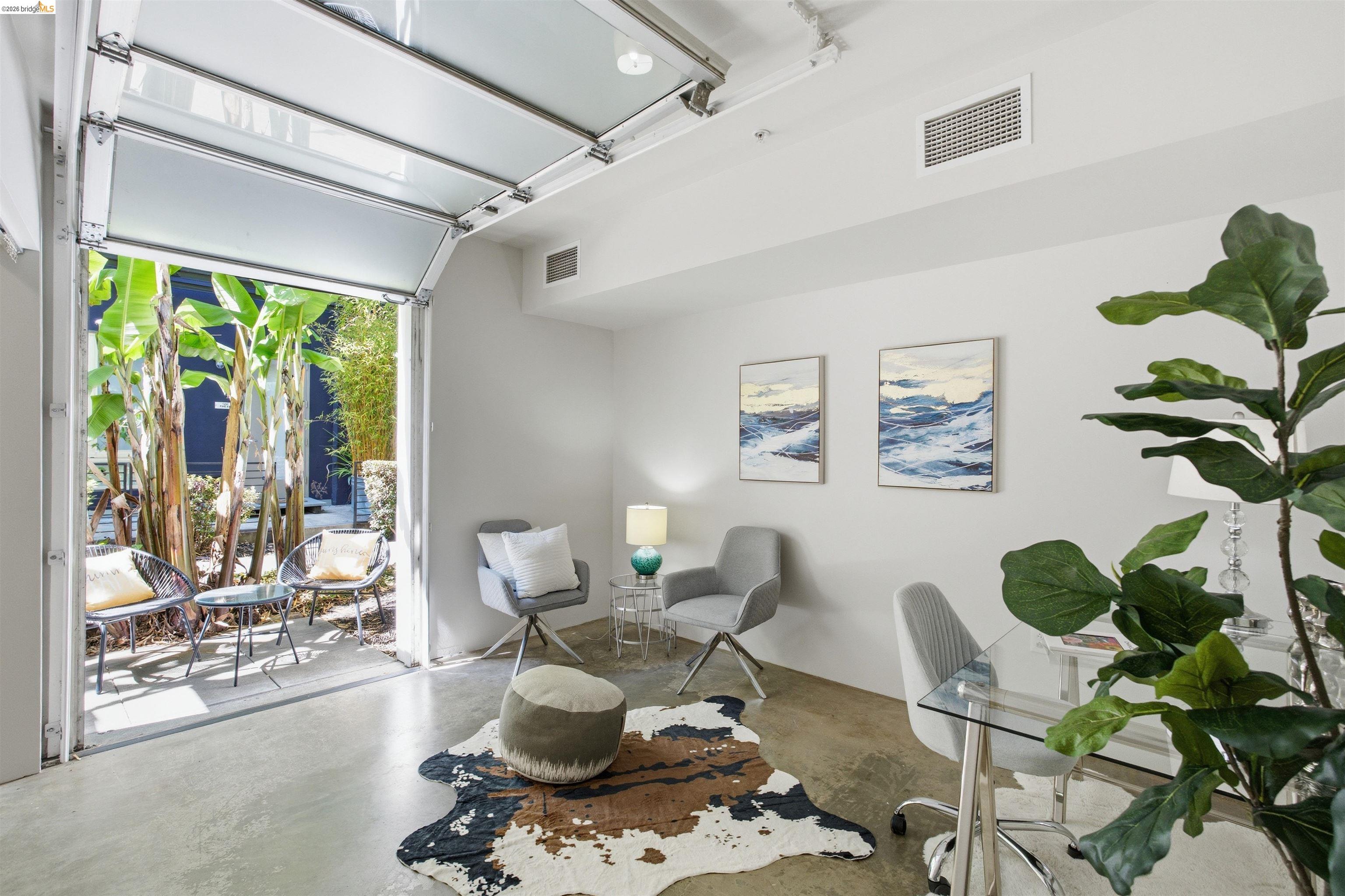 1253 Pine St, Oakland