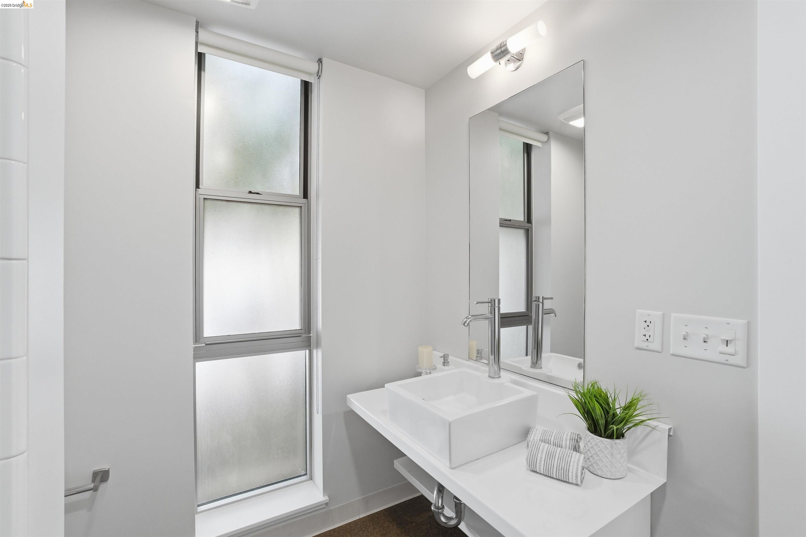 1253 Pine St, Oakland CA 94607 — photo 23