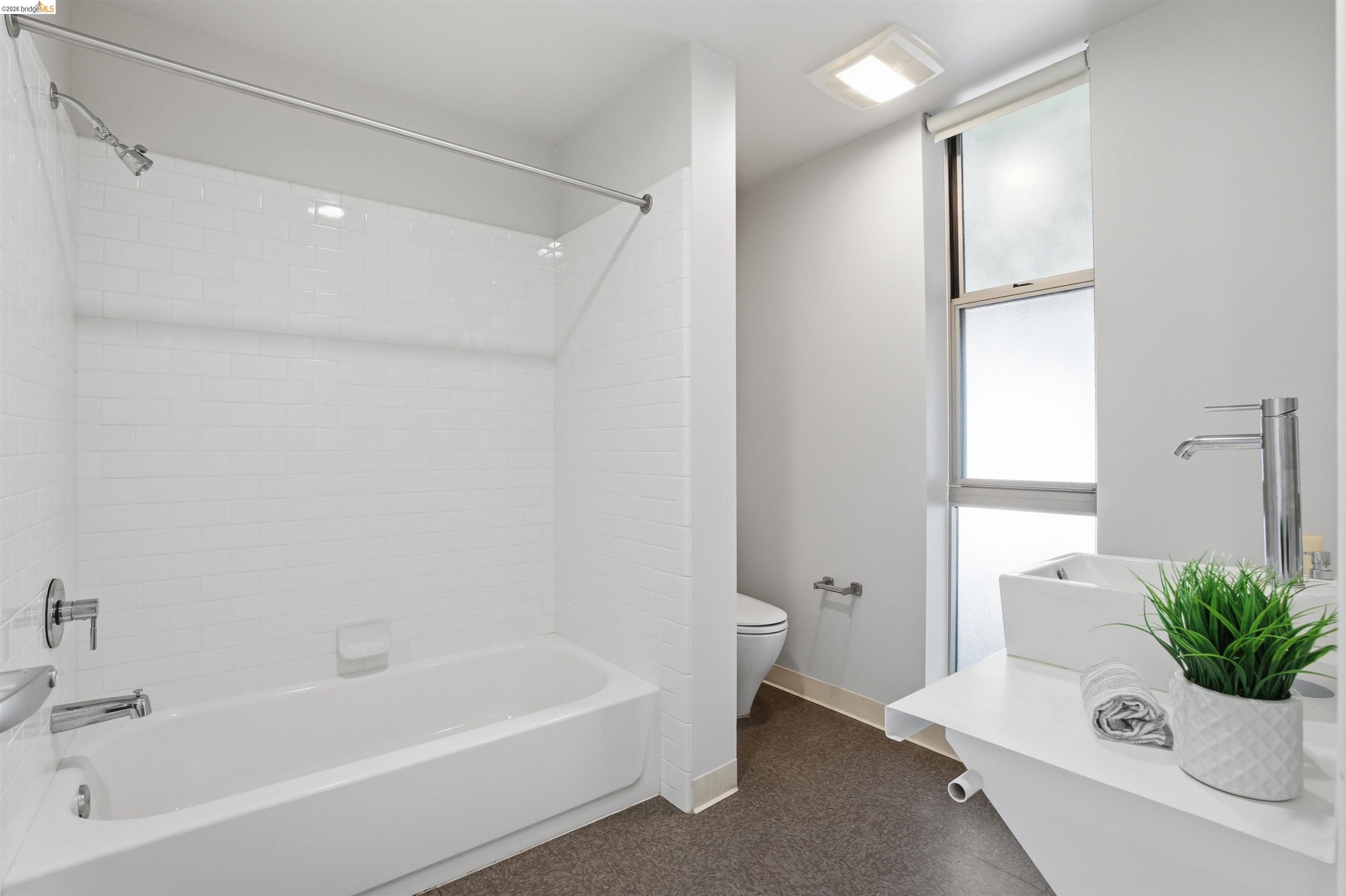 1253 Pine St, Oakland CA 94607 — photo 24