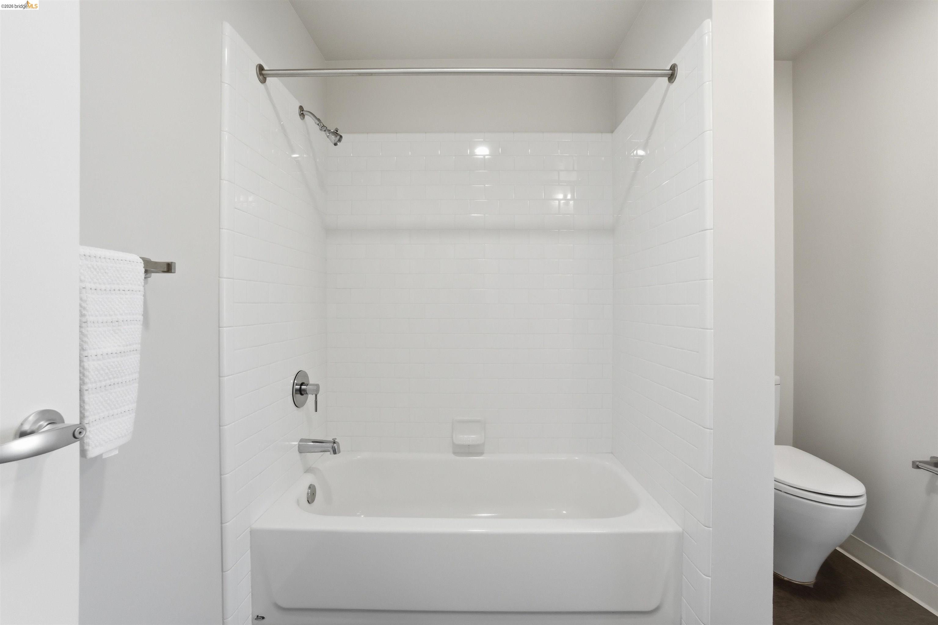 Photo #26: 41131852 Listing: Photo #26